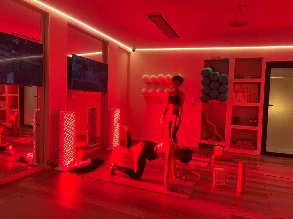 What's the Difference Between Infrared and Red Light Therapy? 8 What the Difference Between Infrared and Red Light Therapy 17863707831755147140